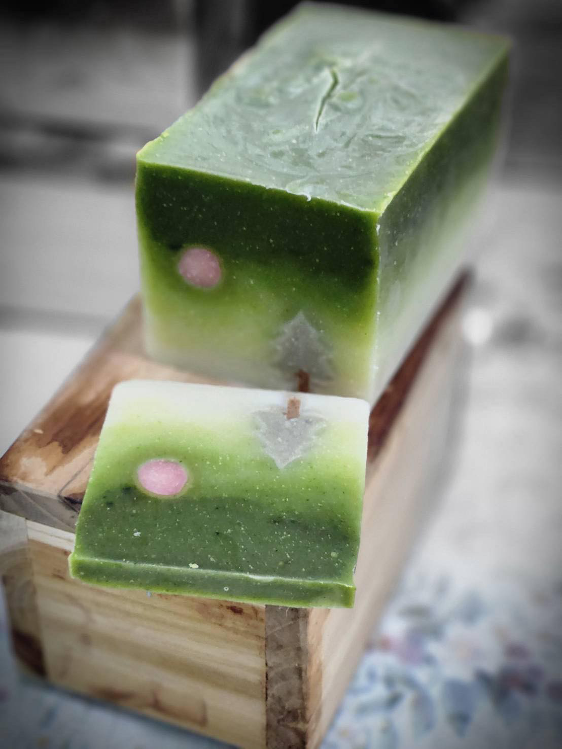 939F2703-BD7F-417F-8330-6FCBEE403E9E