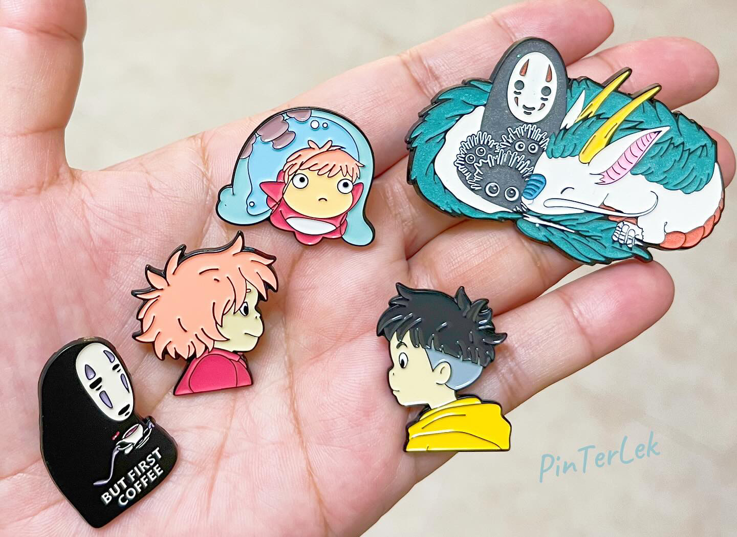 9B8968B9-8927-4ECB-8404-15F5B0F3EF9D