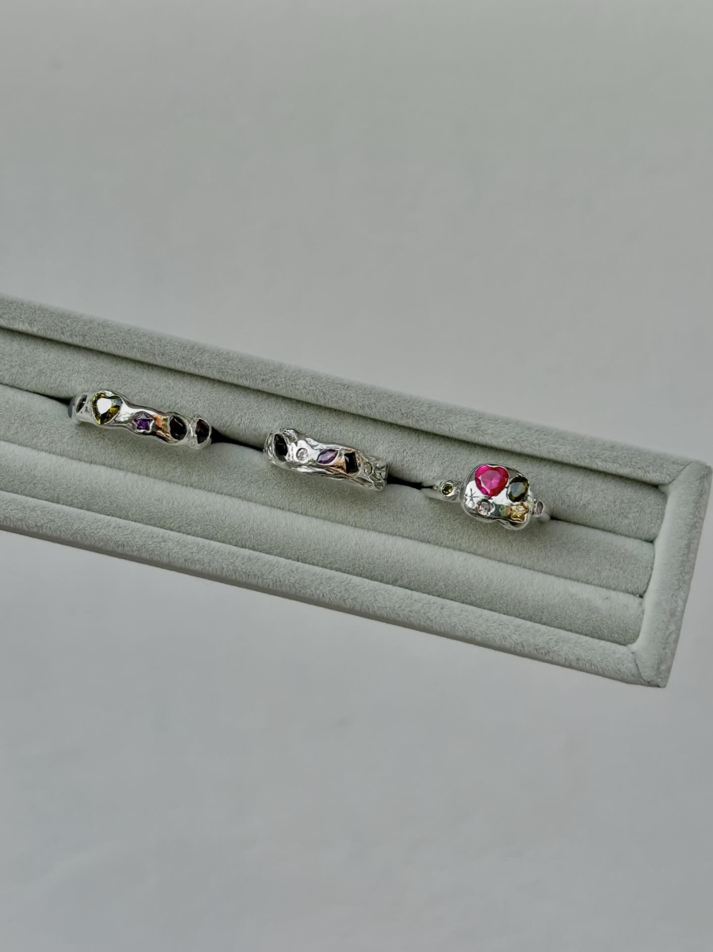 EAD96362-72F1-4511-90E2-A288C914AF98